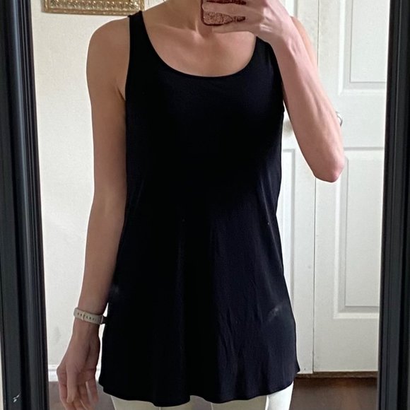 Eileen Fisher black 100% silk stretchy sleeveless blouse easy fit long tank top - Picture 2 of 7